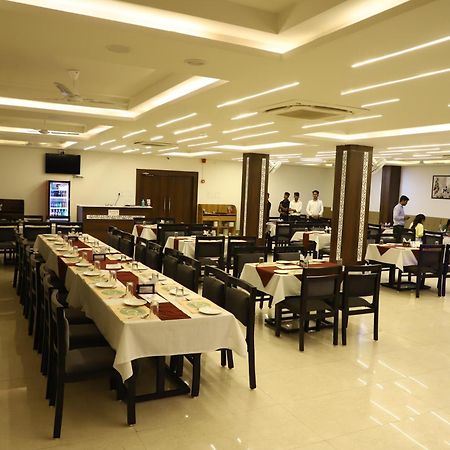 Hotel Singhnature Khandwa エクステリア 写真
