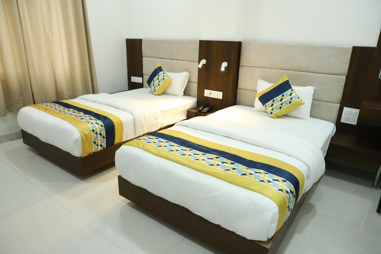 Hotel Singhnature Khandwa エクステリア 写真