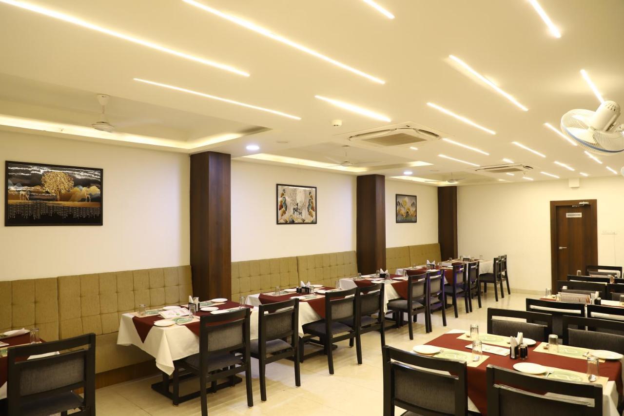 Hotel Singhnature Khandwa エクステリア 写真