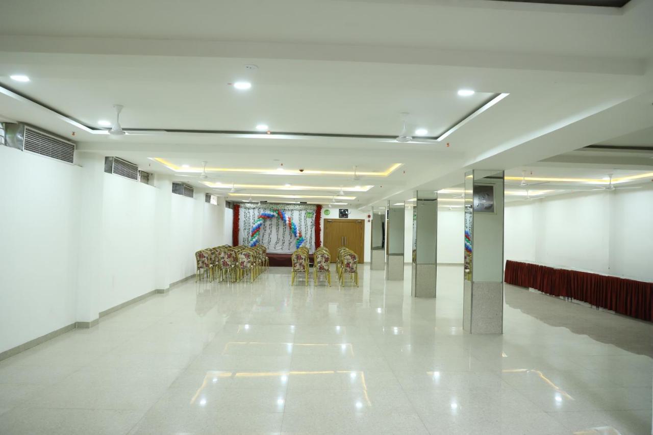 Hotel Singhnature Khandwa エクステリア 写真