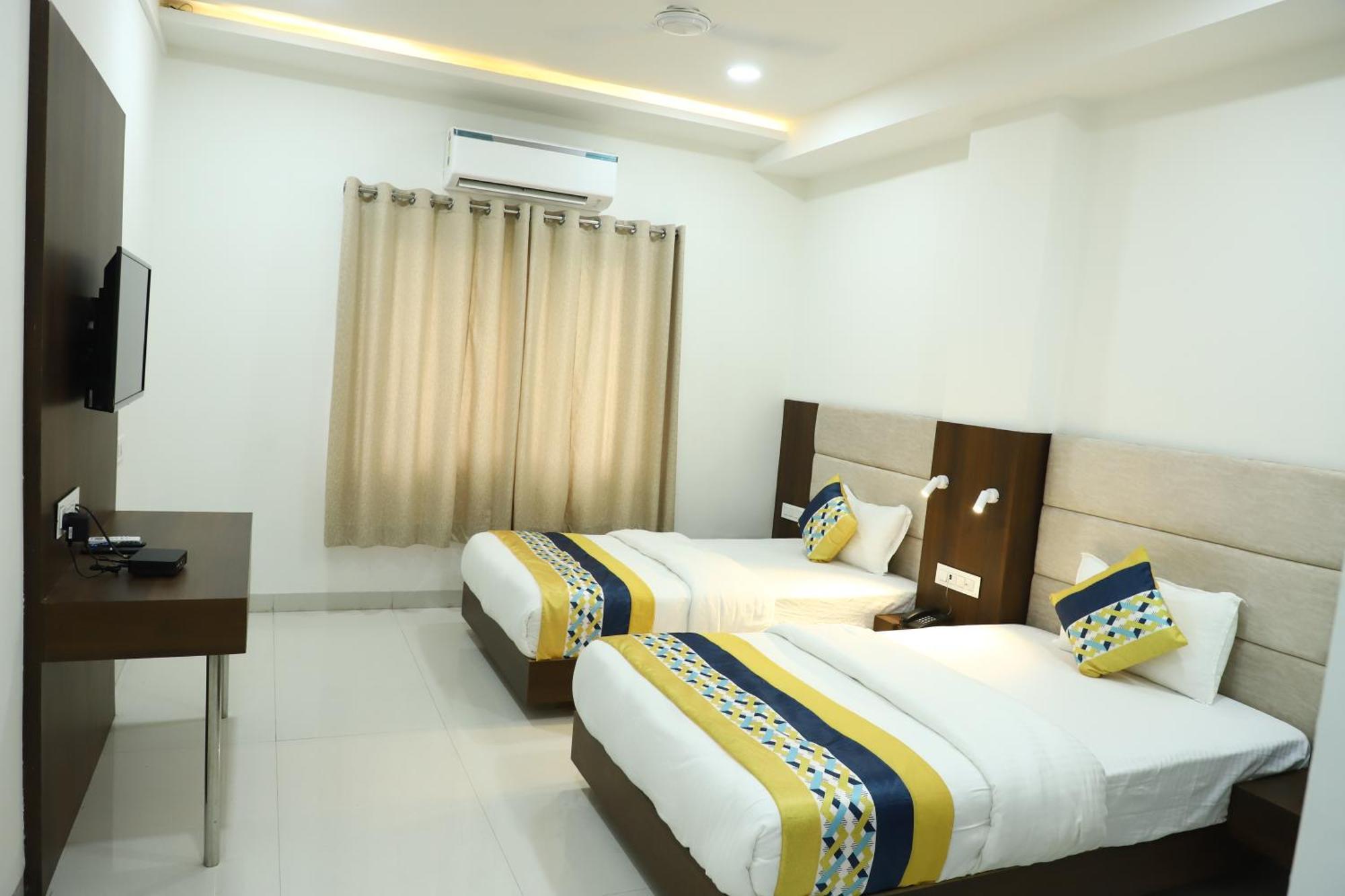 Hotel Singhnature Khandwa エクステリア 写真